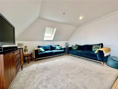 4 bedroom penthouse to rent - Photo 2