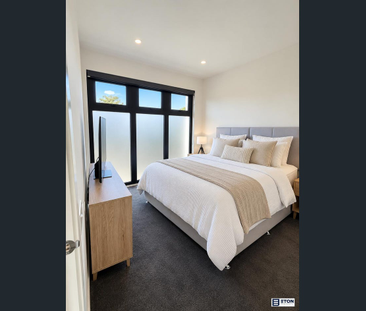 Spacious & Comfortable Living in a Convenient Highett Location - Photo 4