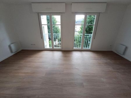 location Appartement F2 DE 66.09m² À ST GERMAIN EN LAYE - Photo 2