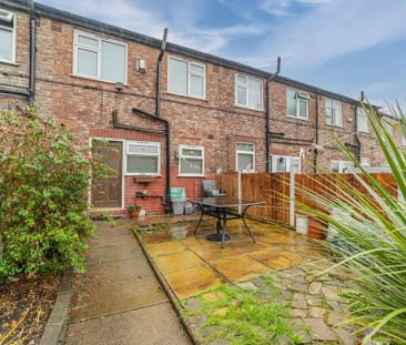 2 bedroom terraced house to rent - Photo 4