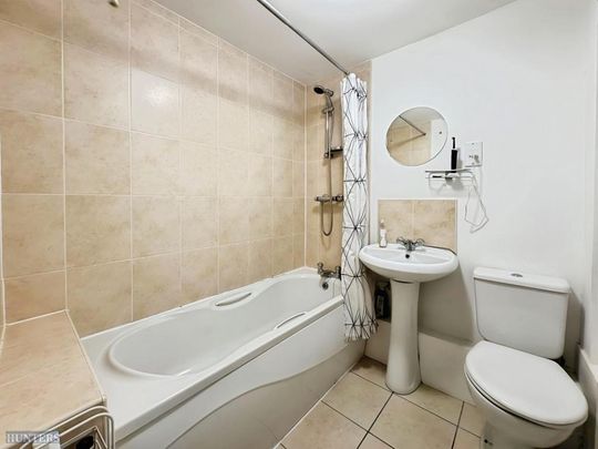 2 bedroom apartment to rent - Photo 1