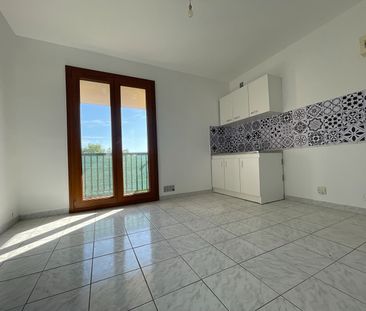 Les Milles - Type 3 en dernier étage - 57m² - 980€ - Photo 5