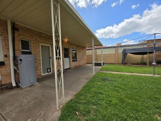 Beautiful family home, full of character! - Photo 1