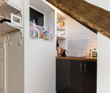 Logement à Paris, Location meublée - Photo 3