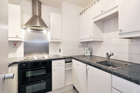 1 bedroom flat to rent - Photo 3