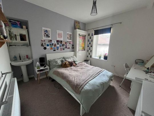 5 bedroom house to rent - Photo 1