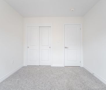 For Lease - 20 Folcroft Street, Brampton, Ontario - Photo 5