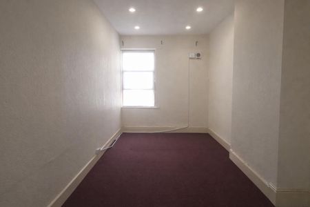 High Road Leyton, Leyton E10, London - Photo 4