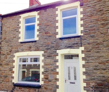 3 bedroom terraced house to rent - Photo 4