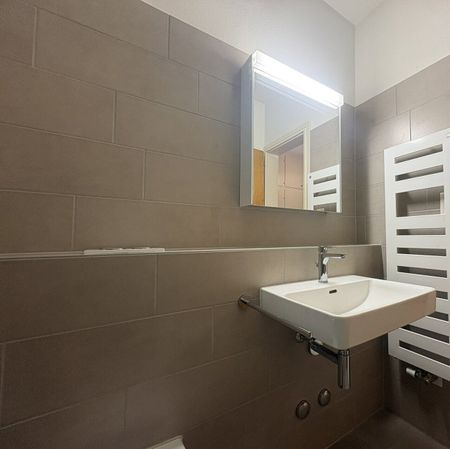 1.5 Zimmer, 1. Stock - Photo 4