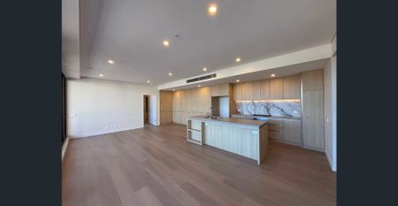 Spacious Brand New Three-Bedroom Apartment with Large Balcony - Photo 3