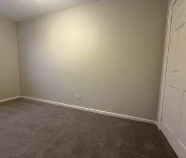 Stunning Refurbished Two Bedroom & Two Reception Home on Lovely Street - Photo 4