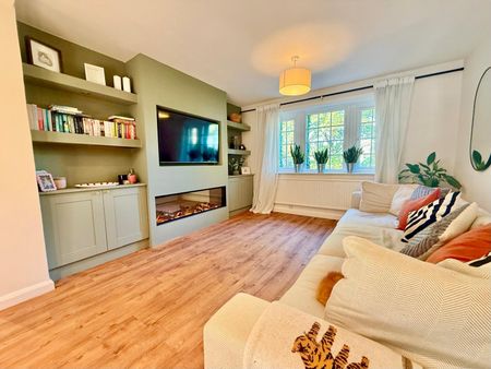 3 bedroom terraced house to rent - Photo 2