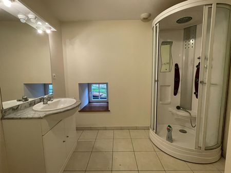 Location Maison 4 pièces 95m² - Photo 4