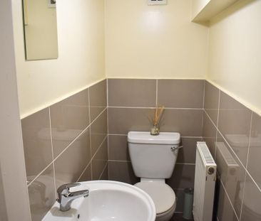 4 bedroom apartment to rent - Photo 6