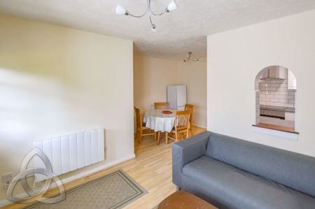 Sovereign Grove, Wembley, HA0 2DZ - Photo 3