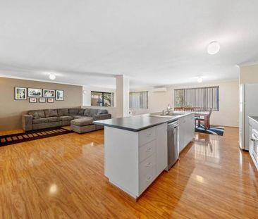 Immaculate, Spacious and Private Family Home - Photo 5