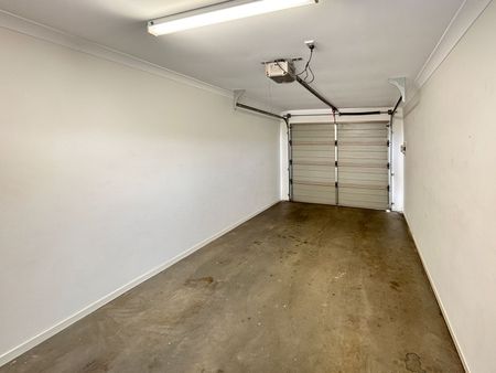 2/47 Br Ted Magee Drive, 4301, Collingwood Park Qld - Photo 4