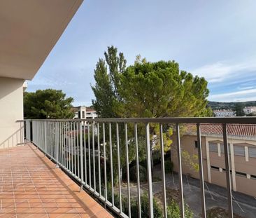 Location Type 4 Renove en 2025 - Photo 5