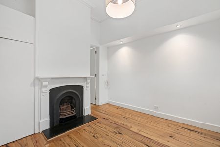 Albert Park Cottage - Photo 3