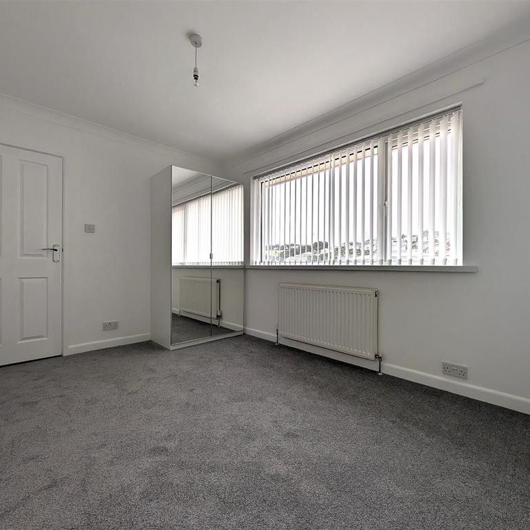 2 bedroom bungalow to rent - Photo 1