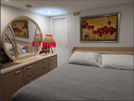 For Lease - 498 Hidden Trail, Toronto, Ontario - Photo 3