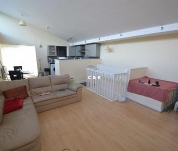 3 bedroom townhouse to rent - Photo 2