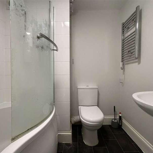 College Road, Exeter, Devon, EX1 - Photo 1