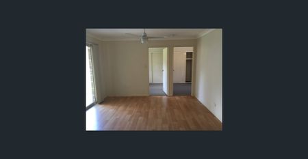 Beautiful Family Home in a Prime Location – Spacious, Modern & Move-In Ready - Photo 5