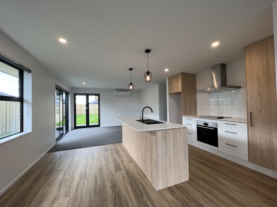 169 Faringdon Boulevard, Rolleston - Photo 1