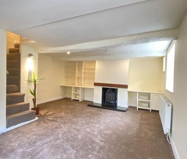 3 bedroom end of terrace house to rent - Photo 1