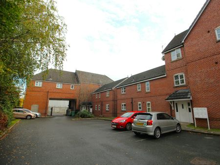 Flat to rent on - Photo 3