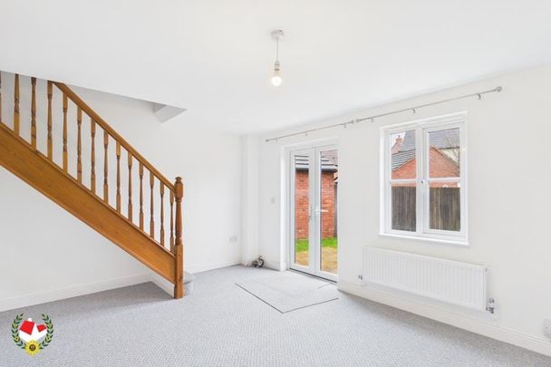 Ferndale Close, Gloucester - Photo 1