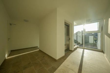 Modernes Wohnen auf 3 Zimmern für die kleine Familie mit Aussichtsbalkon - Photo 4