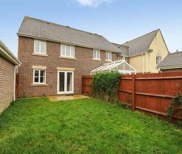 Kingsclere, Hampshire, RG20 - Photo 4