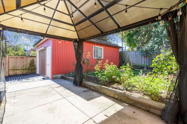 For Lease - 664 Scarlett Road, Toronto, Ontario - Photo 1