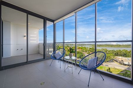 Contemporary Two-Bedroom Offering Breathtaking Water & City Views in Rhodes - Photo 2