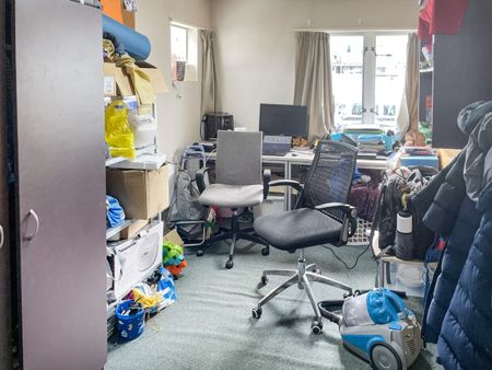 2-Bedroom Apartment at Martin Square - Photo 2