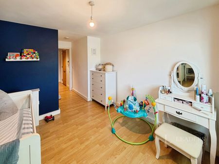 2 bedroom apartment to rent Channel Way, Southampton, Hampshire, SO14 - Photo 5