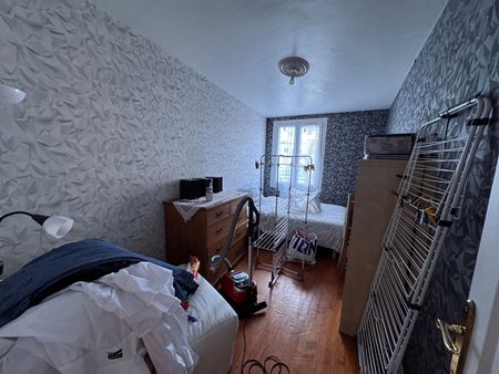 Location Appartement 4 pièces 66m² - Photo 4