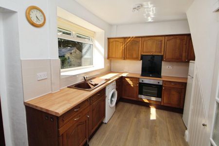 2 bedroom terraced house to rent - Photo 3