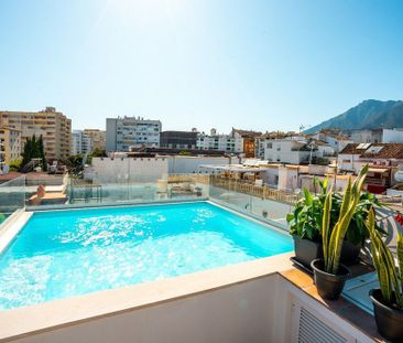 Luxury Townhouse for rent in Marbella, Andalusia - Photo 6