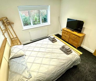 B Eaton Road, Liverpool, L12 - Photo 3