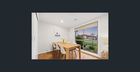 INSTANTLY INVITING! - Photo 5