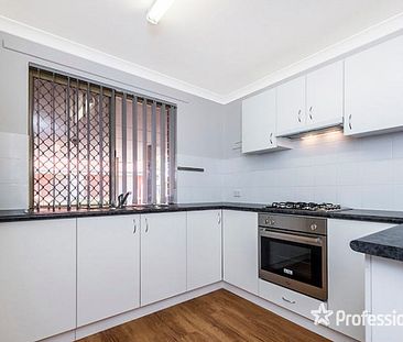 6/28 Luton Close, Ballajura WA 6066 - Photo 4