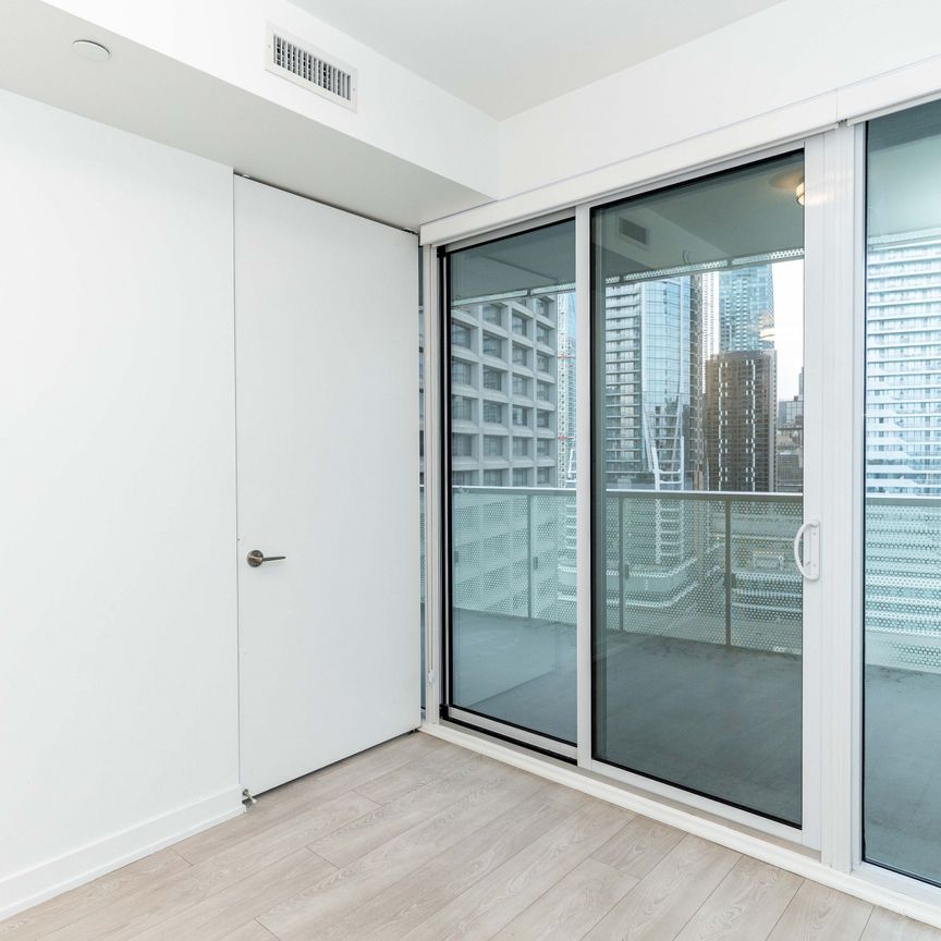For Lease - 15 Queens Quay Unit# 1708, Toronto, Ontario - Photo 1
