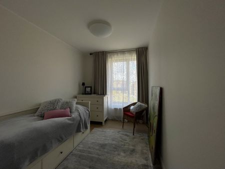 Komfortowe 3 pokoje w centrum | ochrona, parking - Photo 4