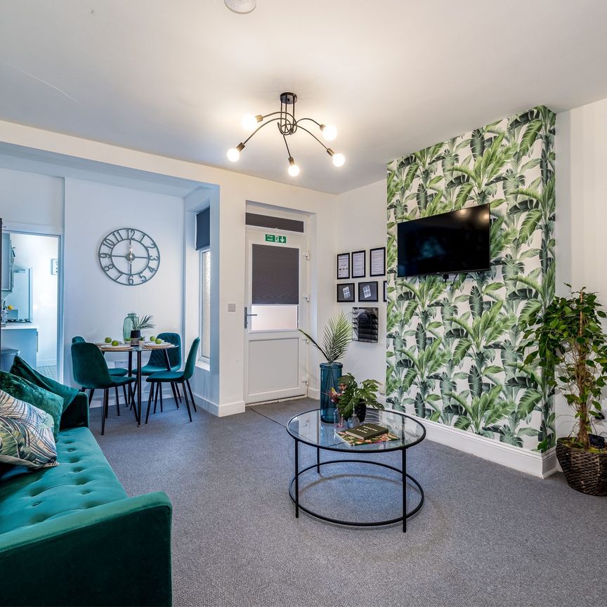 Arbury Road, Stockingford, CV10 7ND - Photo 1