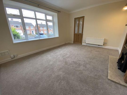 3 bedroom semi-detached house to rent - Photo 1