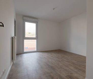 location Appartement T2 DE 50.55m² À CORBEIL ESSONNES - Photo 2